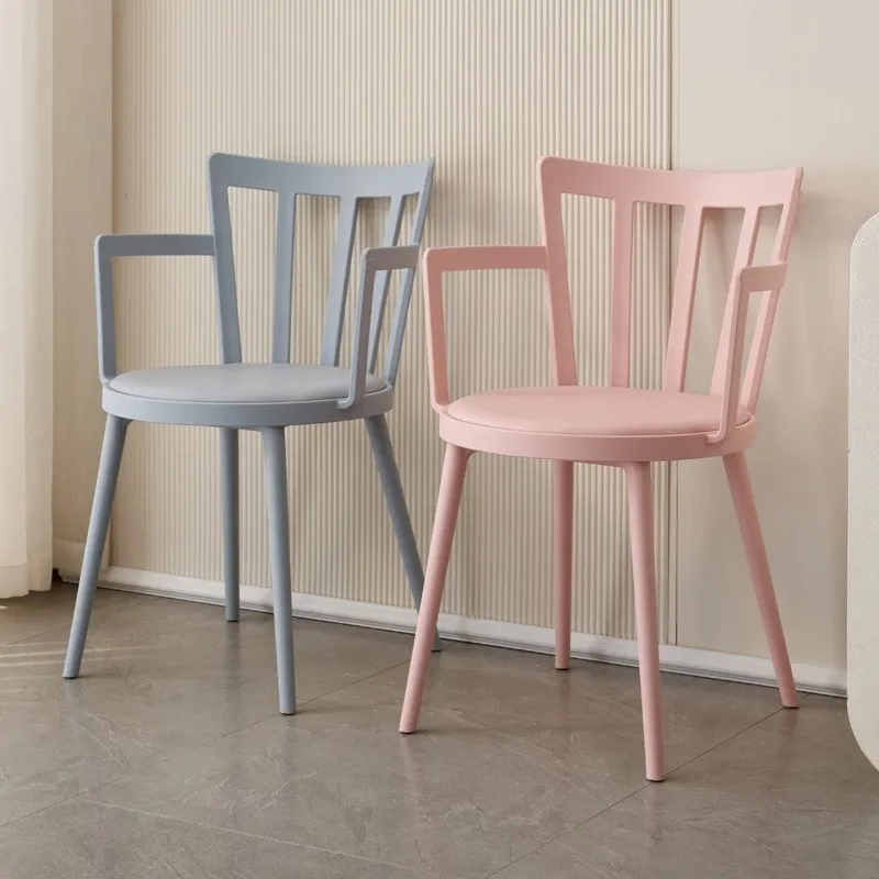 

Customizable Simple Light Luxury Plastic Hollow Back Office Dining Chair