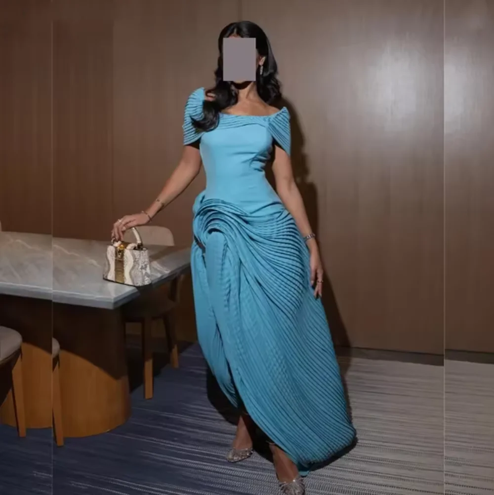 Vestido de noche de corte A personalizado con escote cuadrado, mangas cortas, detalle de volantes, cierre de cremallera hasta el suelo para ocasiones formales