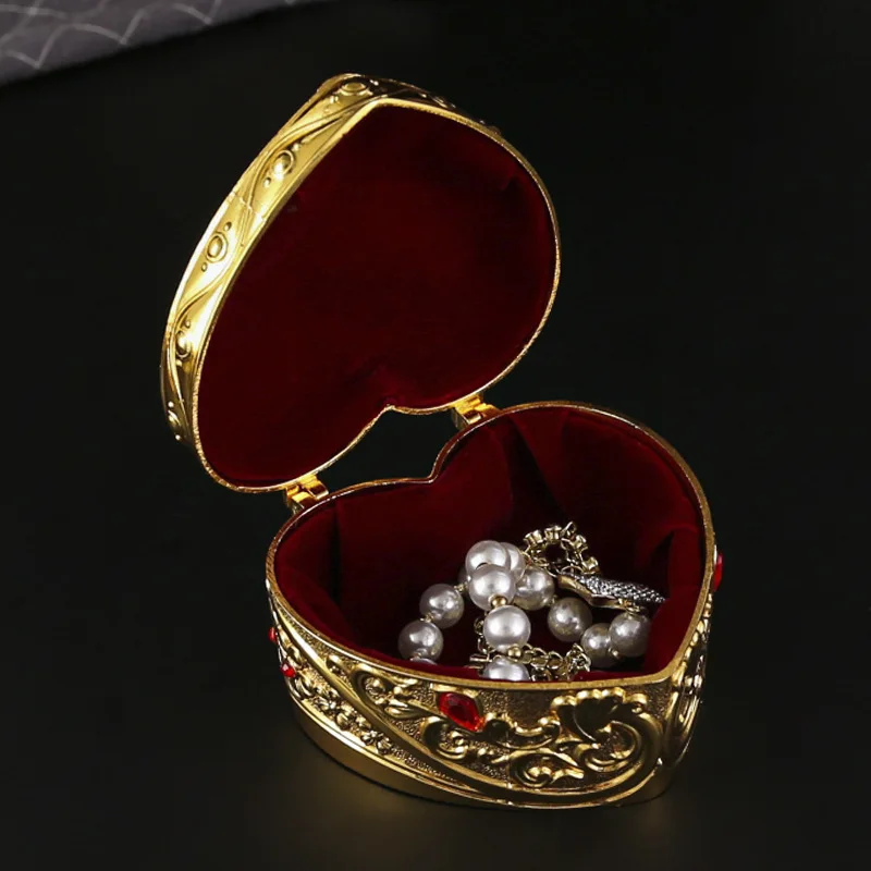 Vintage Heart Shape Jewelry Box Classic Golden Jewelry Storage Organizer Chest Earrings Treasure Organizer Gift Box for Women