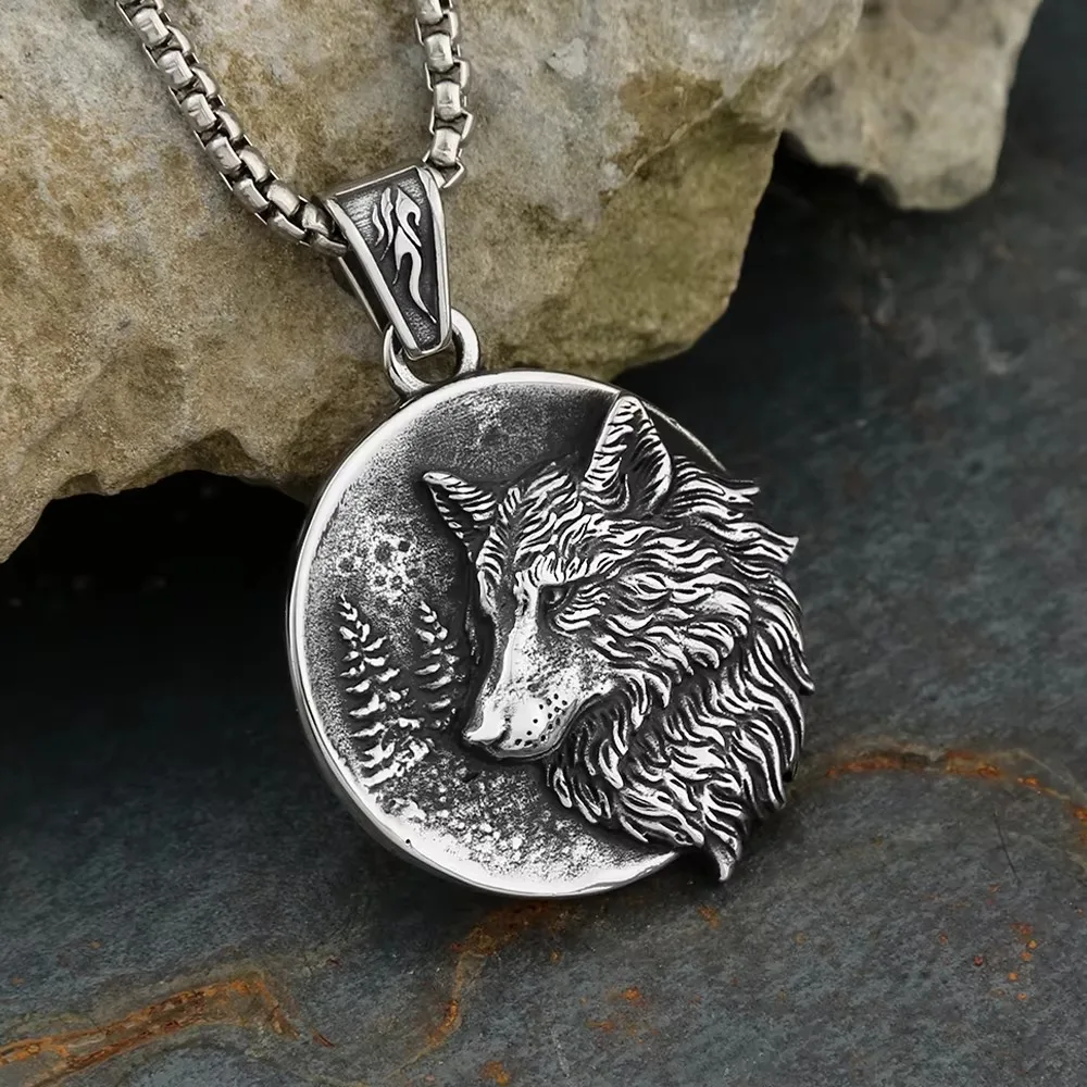 

Viking Retro Double Sided Wolf Head Pendant Titanium Steel Necklace for Men Fashion Stainless Steel Jewelry