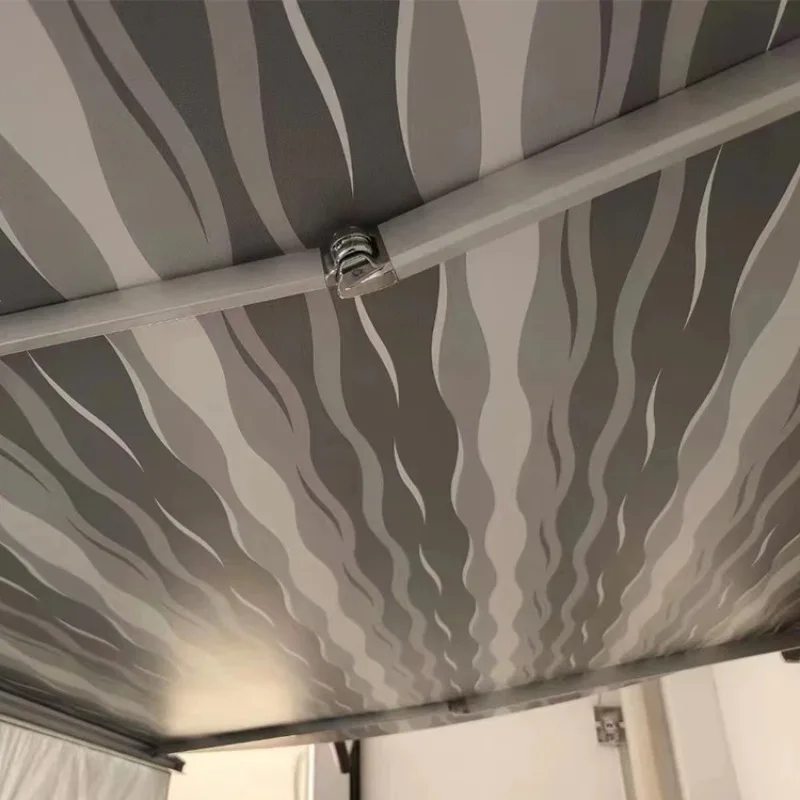 مبيعات المصنع الساخن 6 * 2.5 م مظلة مقطورة معدات التخييم القابلة للسحب مظلات كاملة للقافلة RV