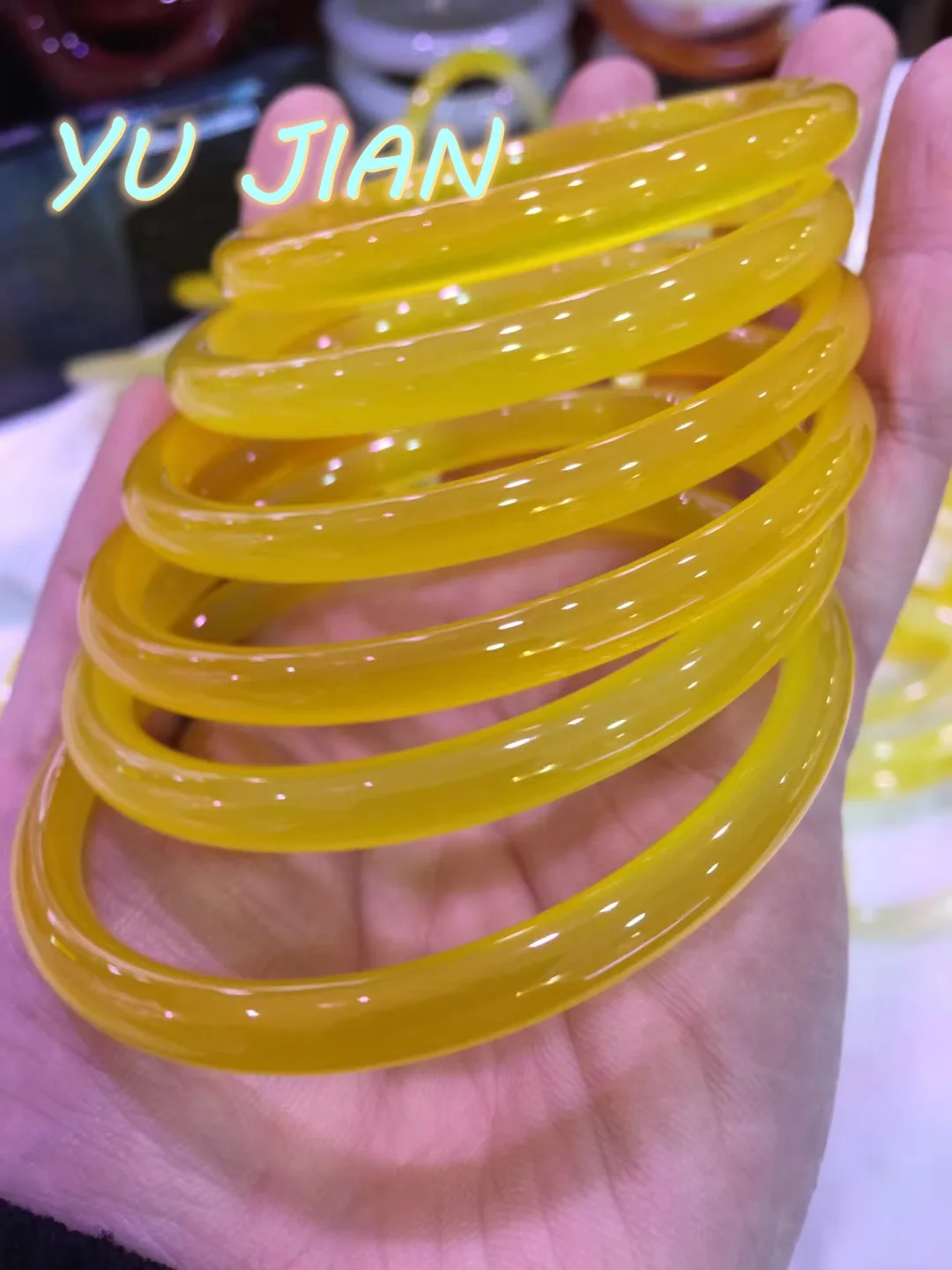 

High Ice Natural Yellow Chalcedony Bracelet Round Thin Strip Agate Women's Elegant Fashion Exquisite Bangle Classic Elegance