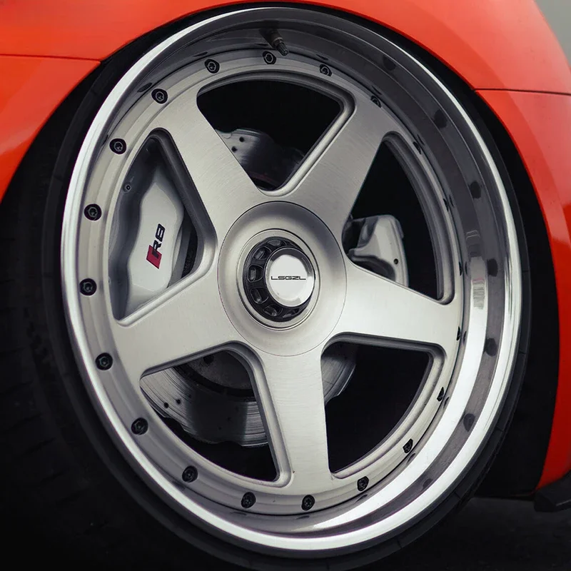 For Bm Adui Urus C8…