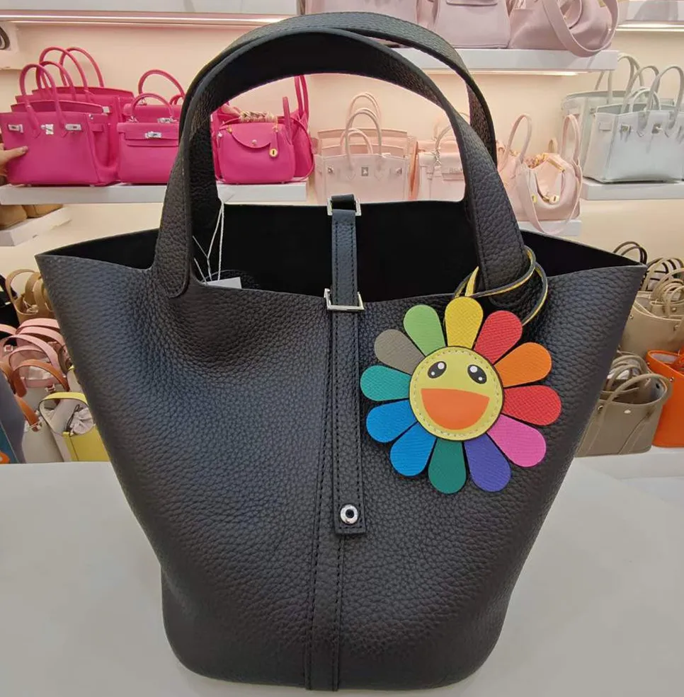 Top Grade Real Calf Leather Handbag Hanging Decoration Ornament Key Chain Lovely Colorful Sun Flower Bag Charm 10 Colors