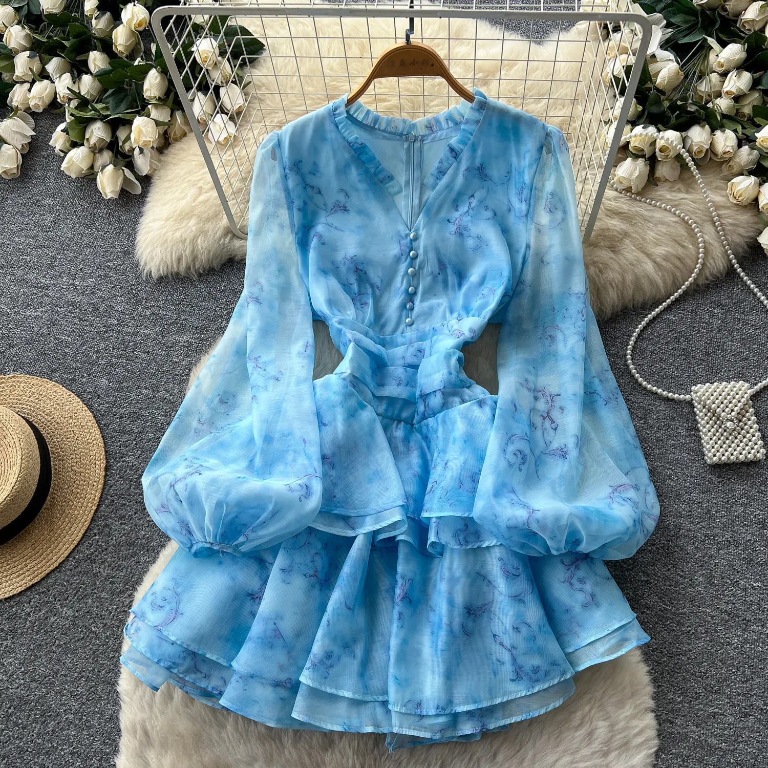 Damen Sommerkleid im französischen Stil mit Druckmuster, V-Ausschnitt, Babydoll-Schnitt, Laternenärmeln, Bindegürtel, A-Linie, Mini-Kleid, Vestido DS504
