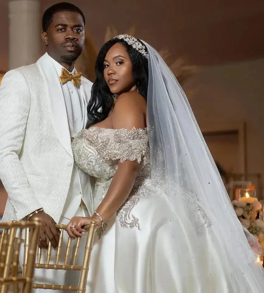 Vestidos de novia de sirena de talla grande personalizados, vestidos de fiesta nupcial con abertura frontal de encaje y hombros descubiertos, vestido de novia