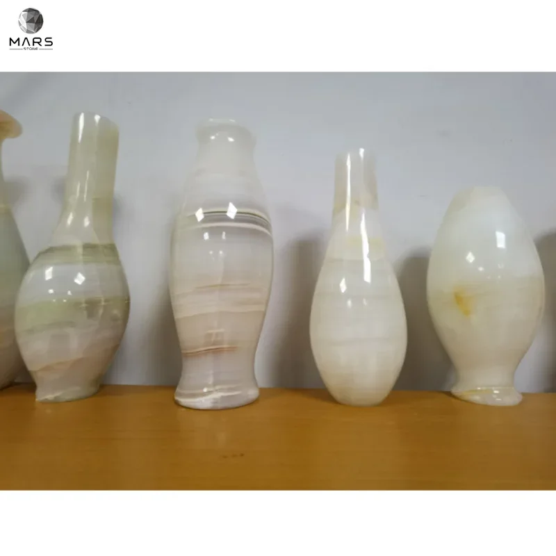 

Wholesale Top Quality Light Green Onyx Stone High Polishing Special Design Vase