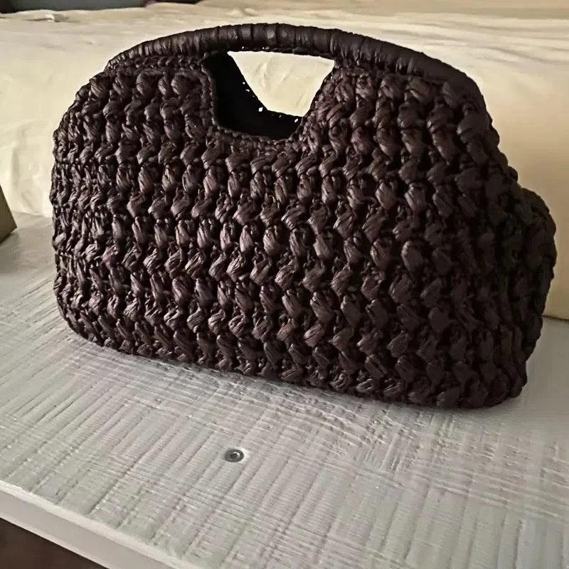 

Woven Banquet Handbag Summer Bohemian Seaside Vacation Beach Bag Fashionable Advanced Clip Crossbody Bag Brand Women's Woven Bag