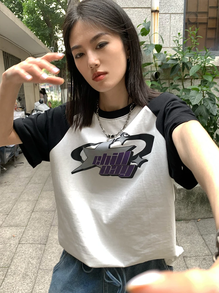 

Loose oulder Women's T-irt Heart-aped Egg Tart Bla And White Colion Color ort-Sved round Ne Summer New Arrival