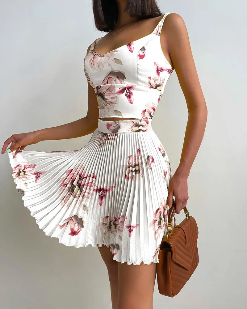 Set Woman 2 Pieces Summer New Printed Slim High Waist Short Skirt Set Camisole and Pleated Skirt Setof Holiday Party Women Skirt