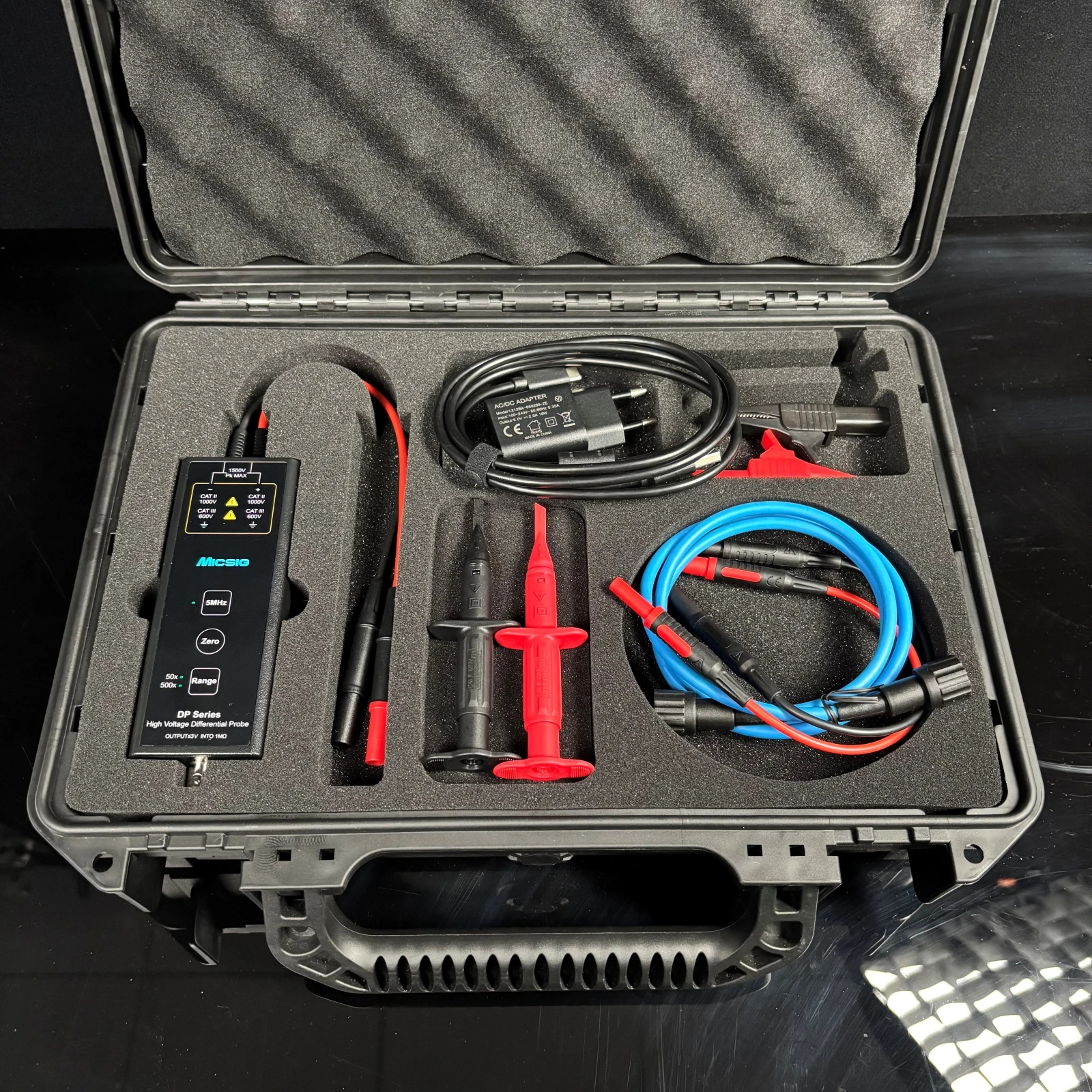 MICSIG High Voltage Differential Probe DP Series DP700/1500/3000 DP701/1501/3001 DP702/1502/3002 Bandwidth: 100/150/200MHz