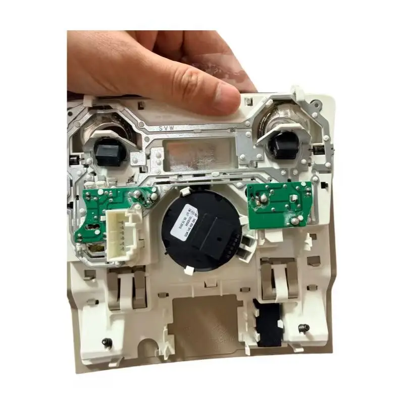 Applies to the front roof light sunroof switch reading light for VW the 12 13 14 15 16 17, and 18 New Sagitar  New Passat