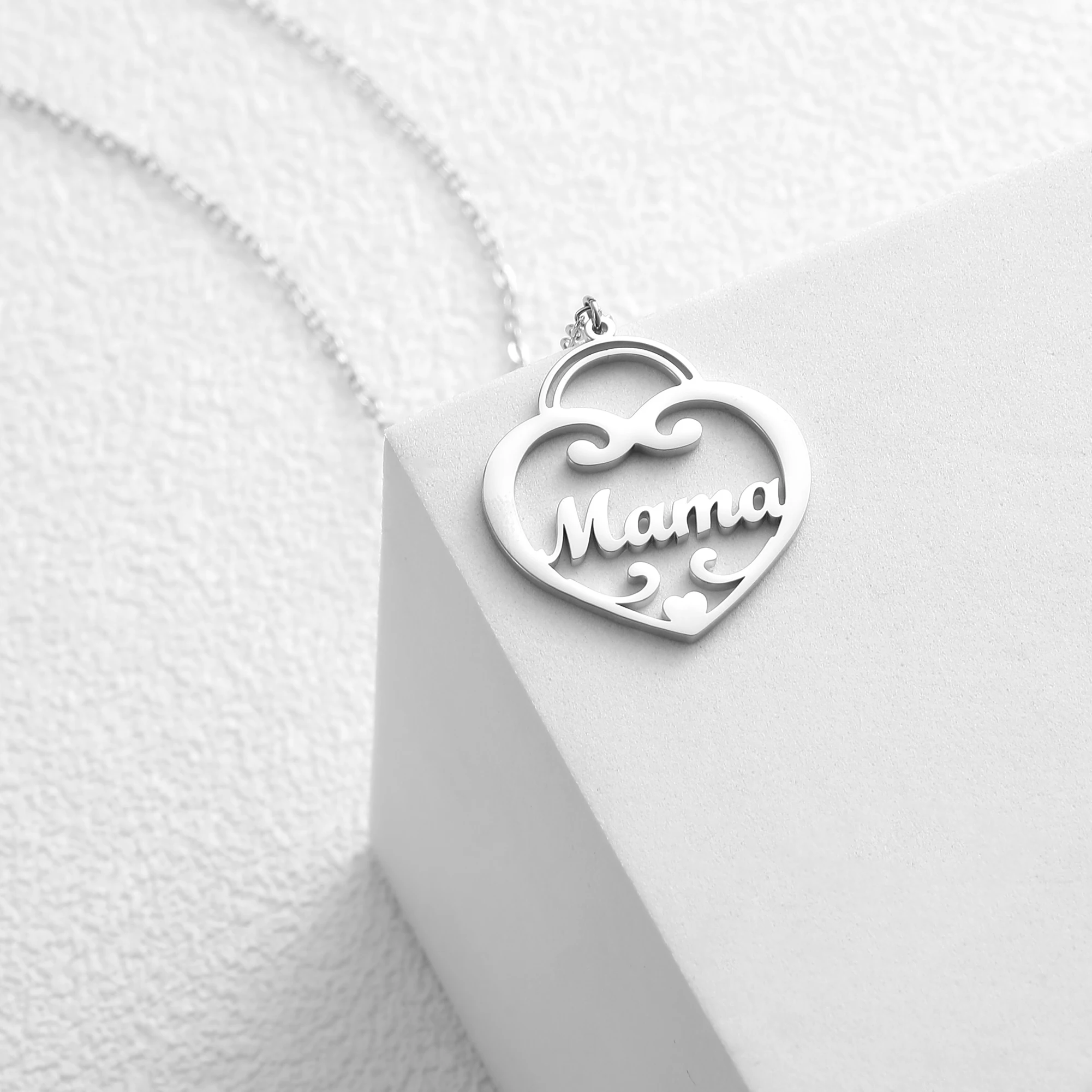 Personalized Name Stainless Steel Necklace Customized Jewelry Gift Gold Color Chain Heart Love Pendant for Women