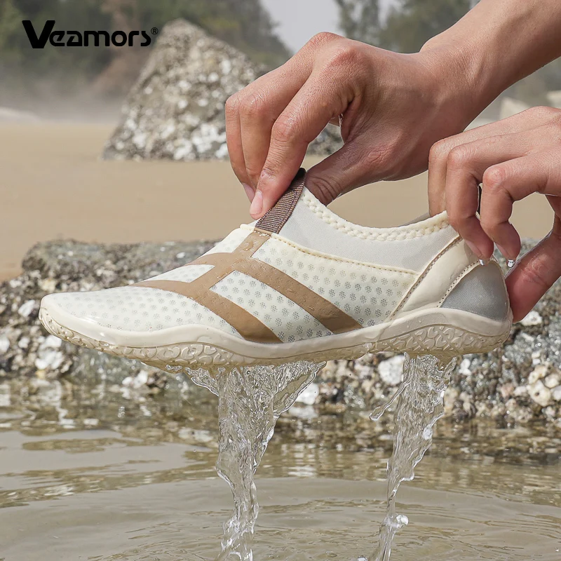 

Beach Sports Water Shoes Men Quick Dry Light Wading Sneakers Women's Breathable Barefoot Aqua Shoes for Surfing Diving