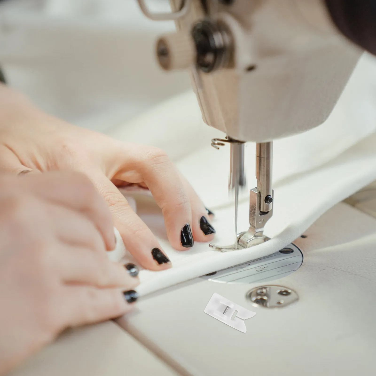 

Неприлипающая тефлоновая лапка для бытовых швейных машин, совместимая с Brother, Singer, Babylock, New Home, Viking