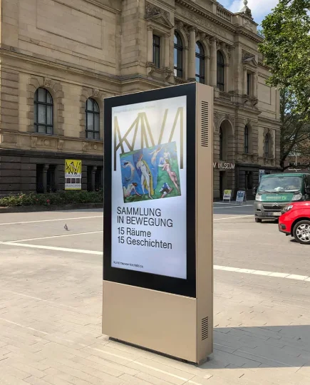 Display digitale pubblicitario LCD da pavimento IP66 da 55/65/75 pollici e segnaletica Supporto impermeabile per esterni Touch ad alta luminosità