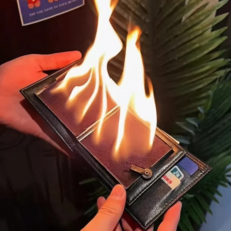 New Fashionable Flame Wallet Kerosene Lighter Leather Material Suitable for Men's Gifts at Family Gatherings and Magic Shows