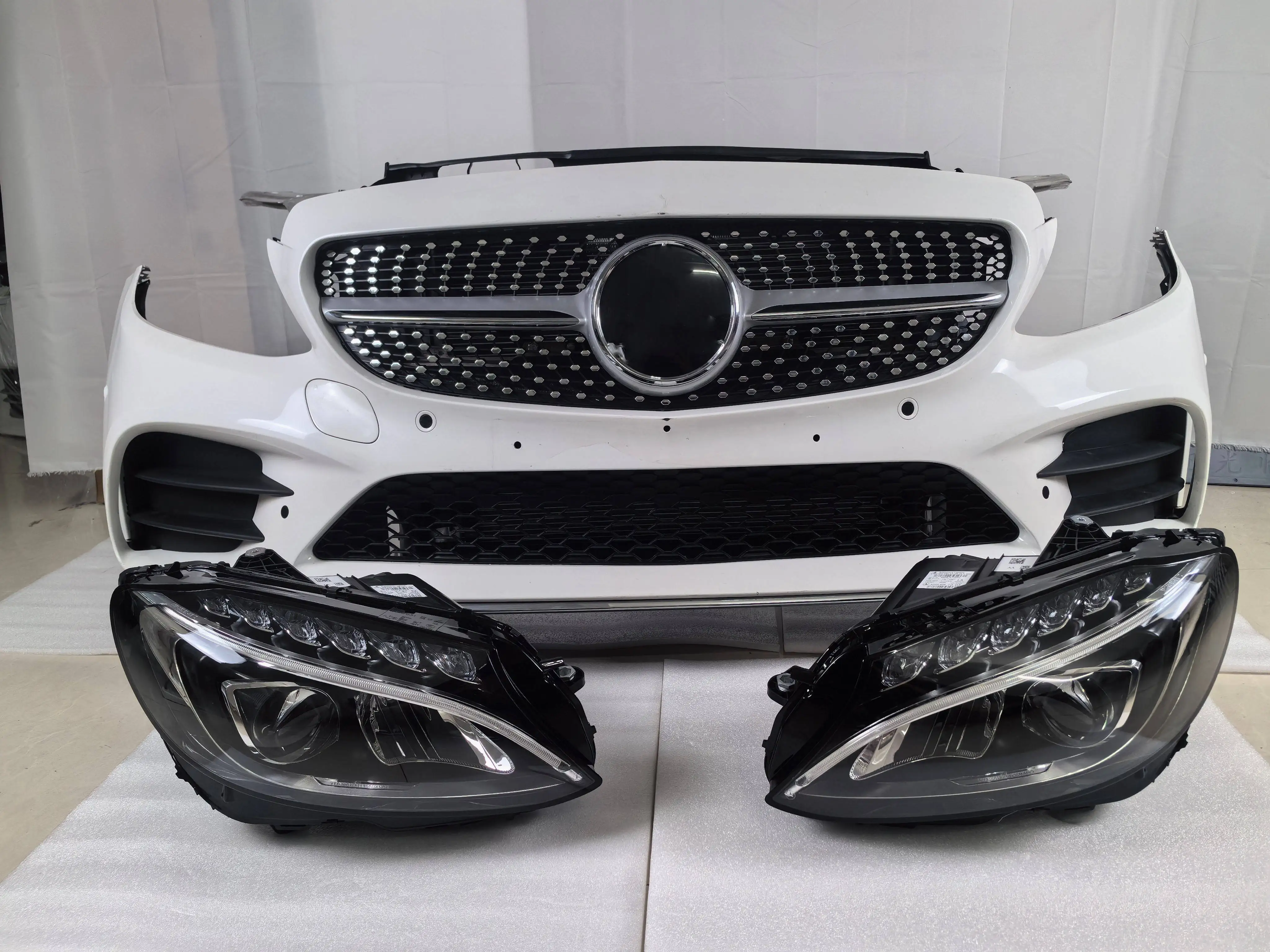 Factory Direct Original W205 Part for   C CLASS W205 Front Bumper Assembly 2019-2021 New Style