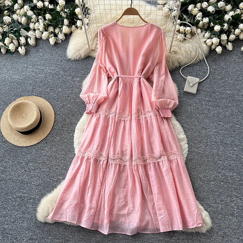 Vintage Lace Patchwork Dress Women V-Neck Long Sleeve A-Line Maxi Dress Fairycore Boho Fall High-End Retro Style Female DS611