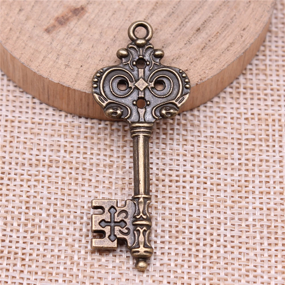 WYSIWYG 4 sztuk 51x20mm kluczowe Charms metalowe klucze Charms z kluczem w stylu Vintage Charms ustalenia Vintage DIY akcesoria do tworzenia biżuterii