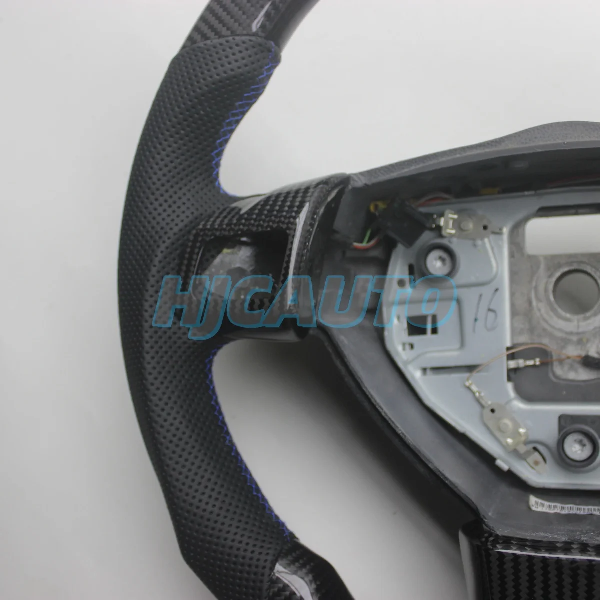 Customized Goods for Opel Astra H 2004-2010 Leather Real Carbon Fiber Steering Wheel
