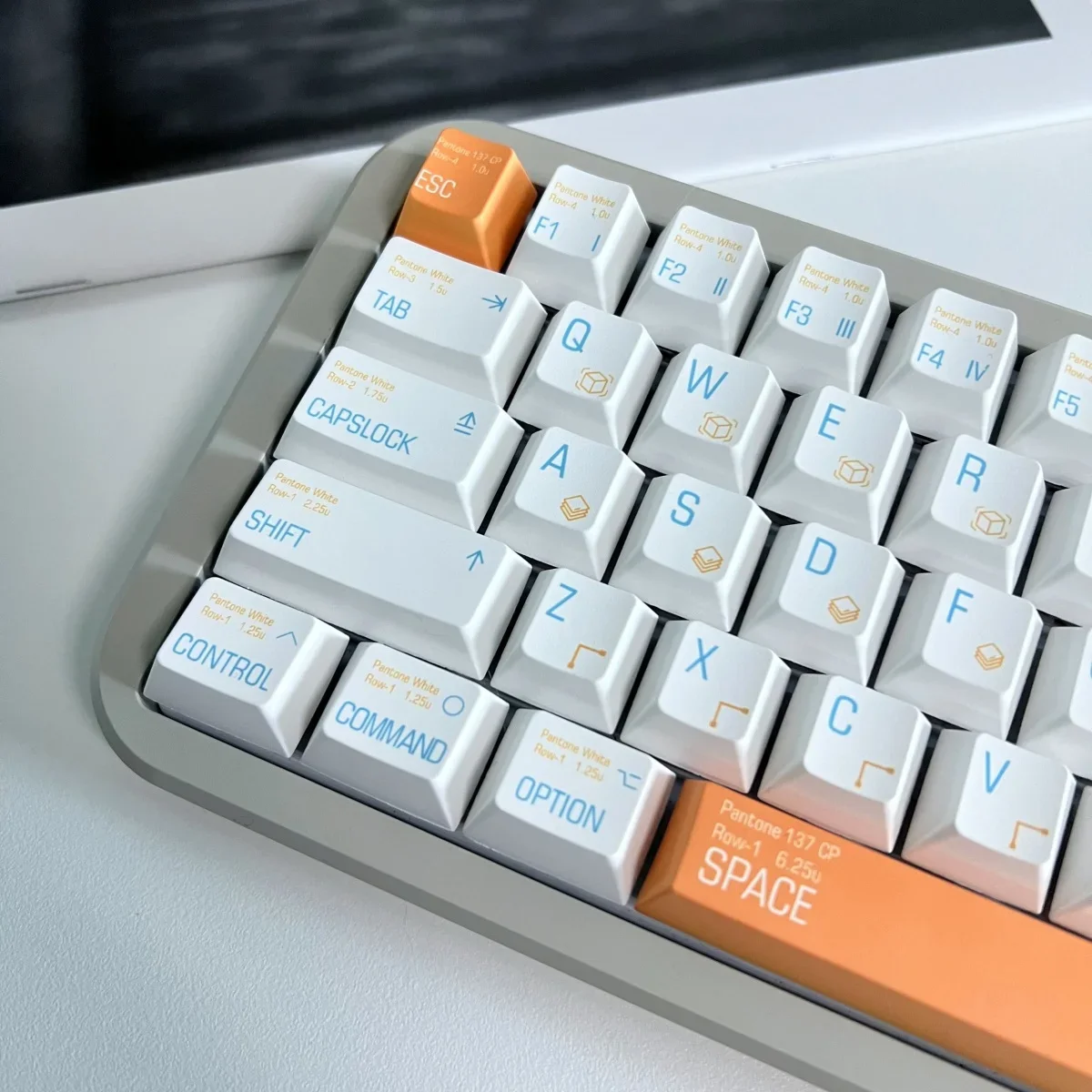 Storm keycaps, suitable for mechanical keyboards Original height PBT material Sublimation keycaps