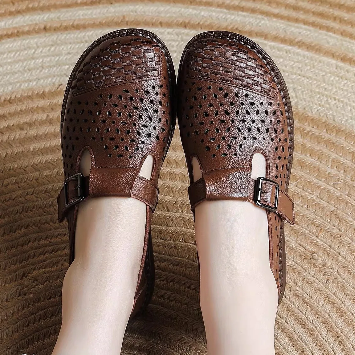 

Genuine Leather Sandals with Magic Tape for Women Summer Anti-Slip Hollow out Design Comfortable Low Cut round Toe Thick Heel