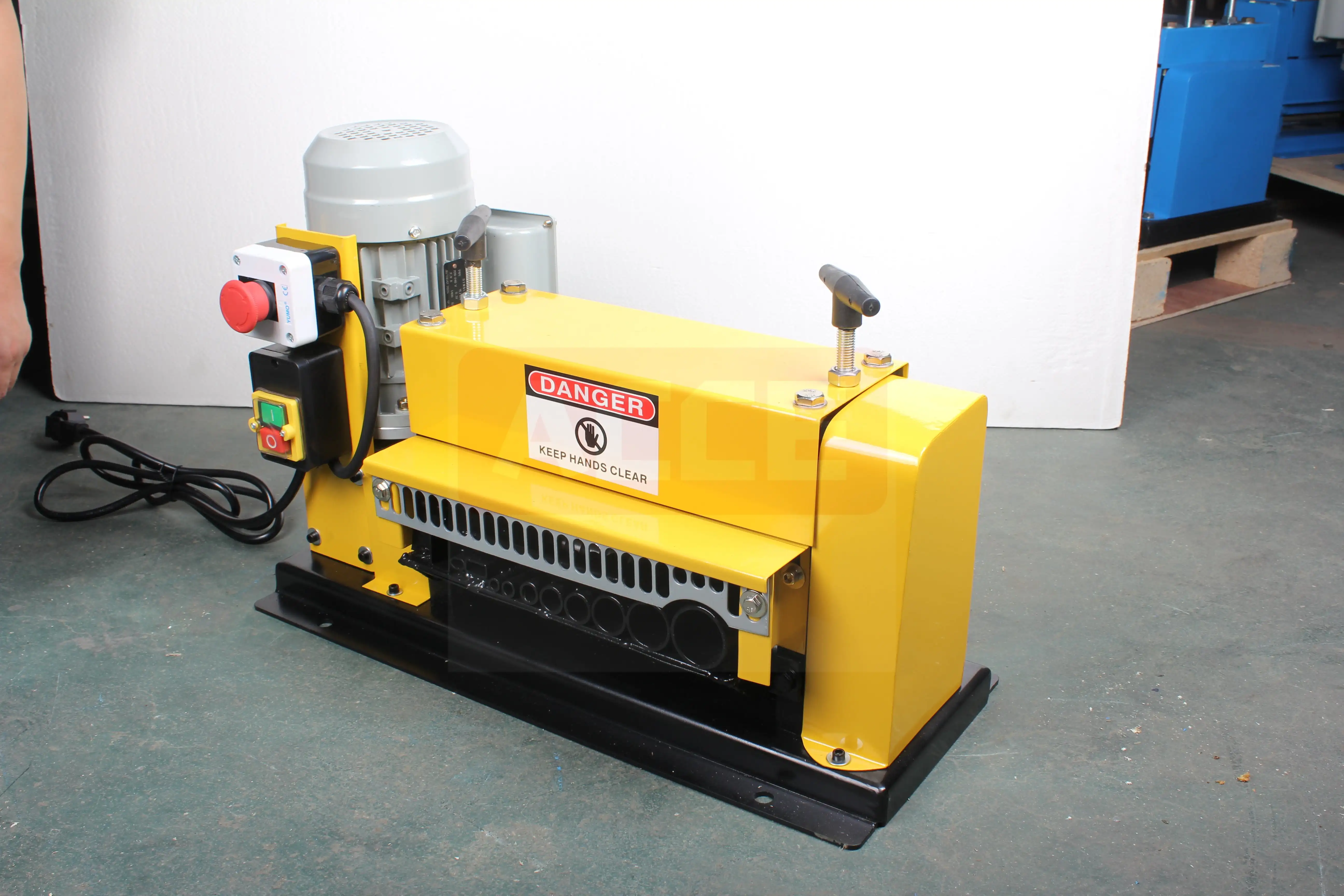 Máquina de descascar fios de cobre, 1.5-38mm, descascador de cabos, sucata, máquina de descascar fios de cobre V-038M