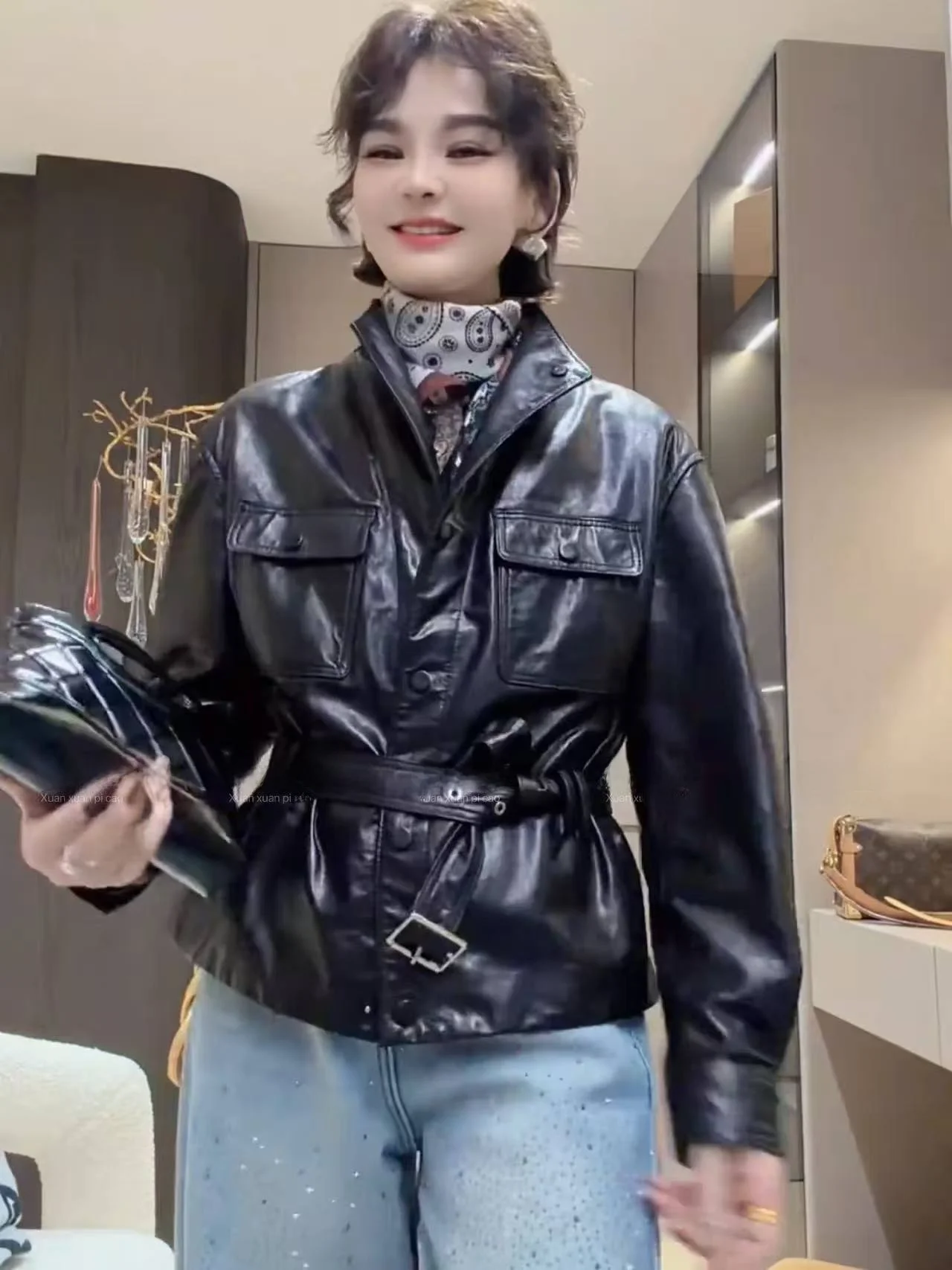 

Ning 2025 New Sle Women's Leather Jaet Genuine eepskin Long Sve Zipper Closure Slim Fit Luxury Faion Coat