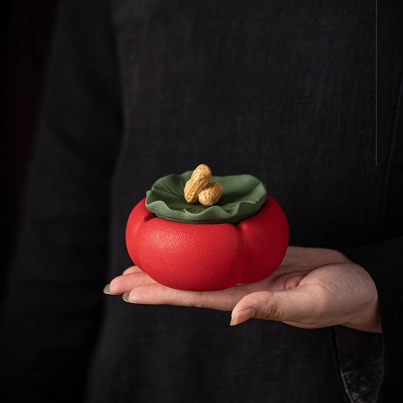 

Creative ceramic ashtray living room office home personalized with cover anti-fly ash gift small ornaments