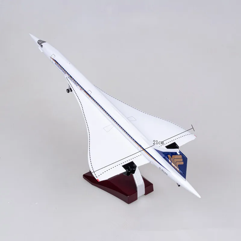 50 cm 1:125 Scale Model Singapore Airlines Concorde Diecast Resin Aircraft With Wheels and Lights Gifts Collection Display Toys