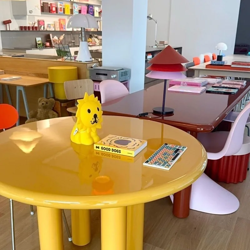 Household round negotiation table, color table