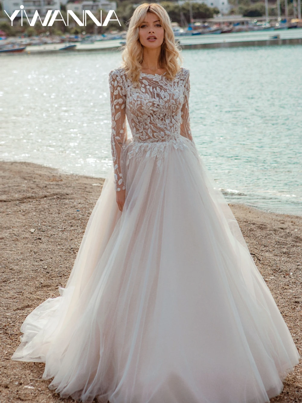 

Shimmering Lace Appliques A-line Wedding Dress Modest Oneck Long Sleeve Bridal Gown Customized Dreamy Beach Dresses For Bride