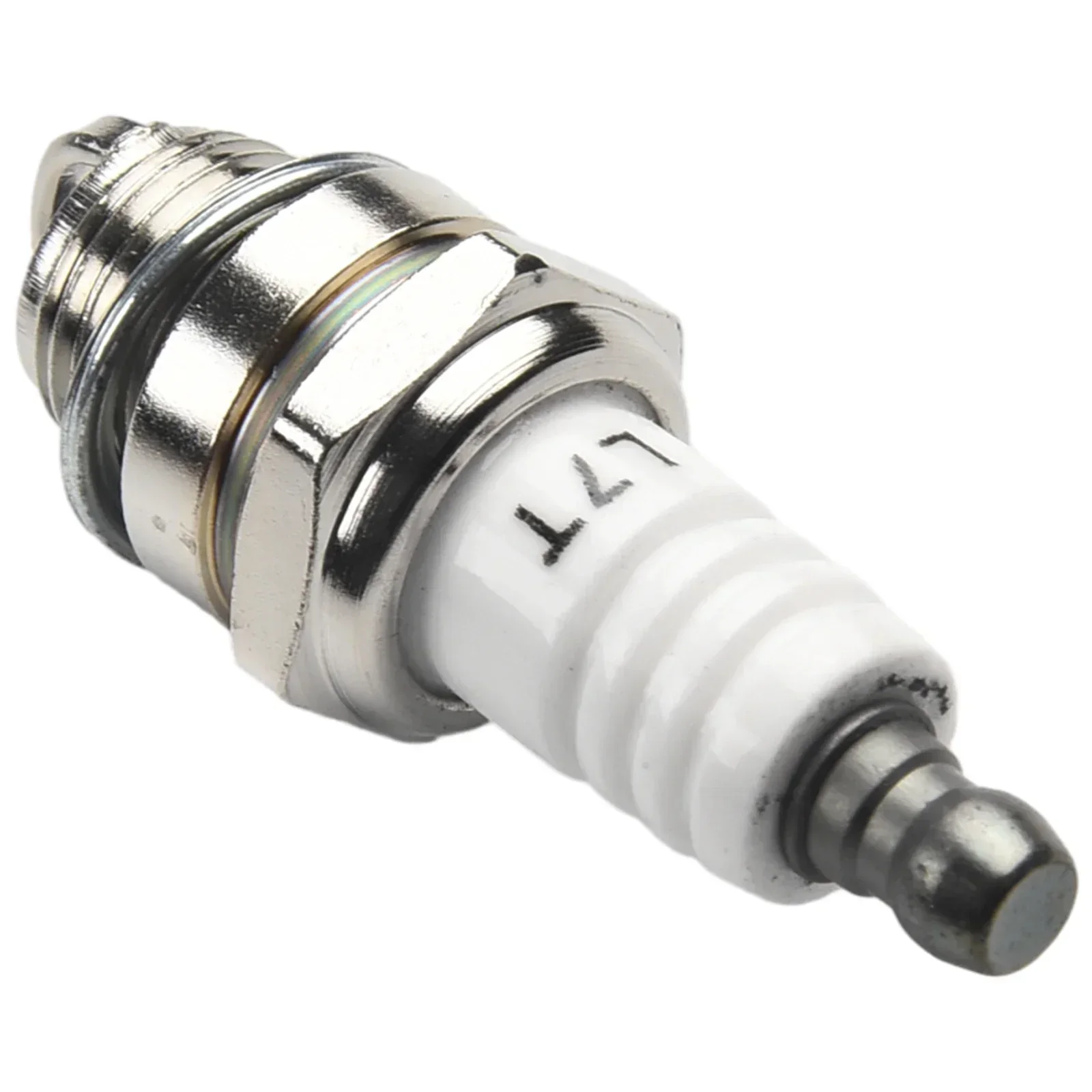 Lawn Mower Parts Spark Plug Yard For Beru Z261 For Bosch WR11EO For Oregon O-RJ19 Replacement For Champion RJ19LM