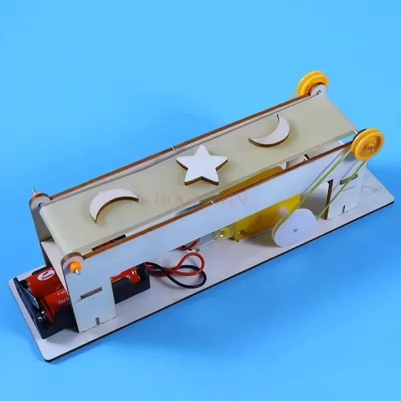 

Small conveyor belt, toy assembly line, escalator production, elevator model, student manual homework, science experiment