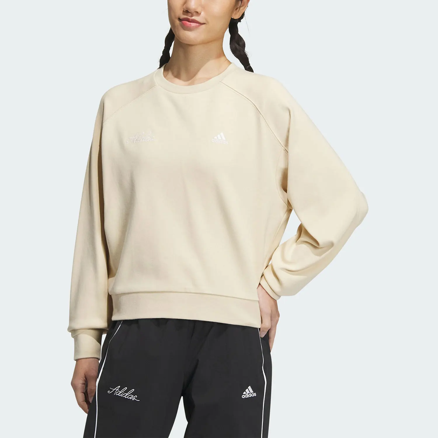 

Adidas genuine New Women's Simple & Stylish Hooded Sweatshirt IP7088