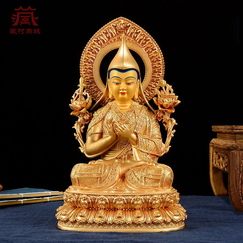 Fully gilded copper carved statue of Master Tsongkhapa, a Tibetan Zen ornament