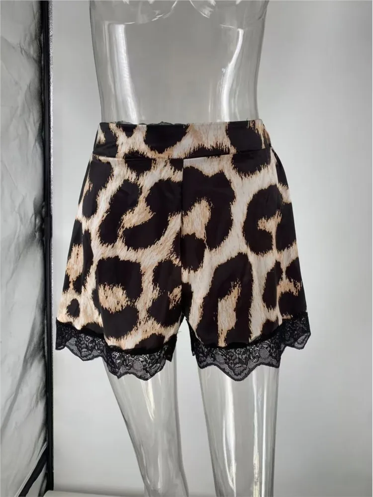 女性の新しい快適なカジュアル多用途ショーツ春と夏のレトロサテンファッションヒョウ柄レースハイウエストショーツ