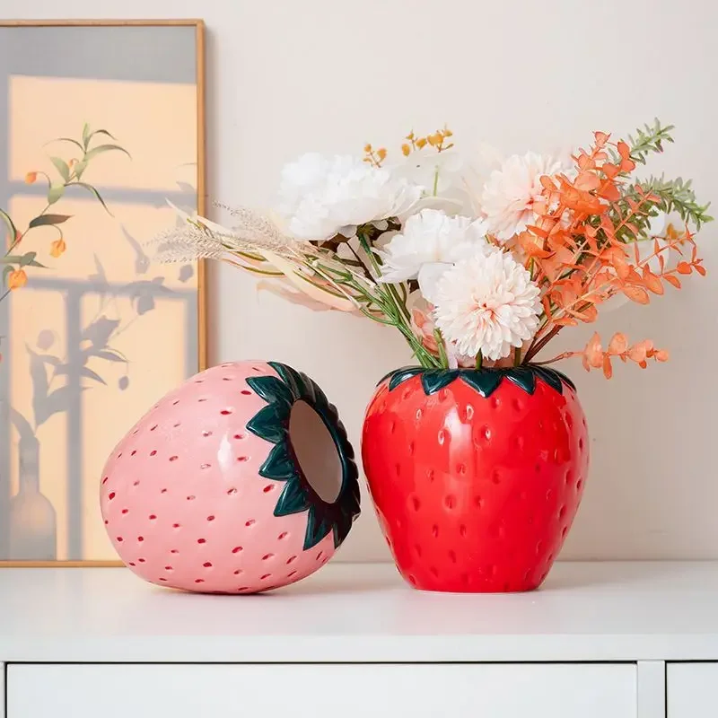 Creative Strawberry Hydroponic Vase Ceramic Flower Container for Living Room and Dining Room Strawberry Vase Home Decoration New