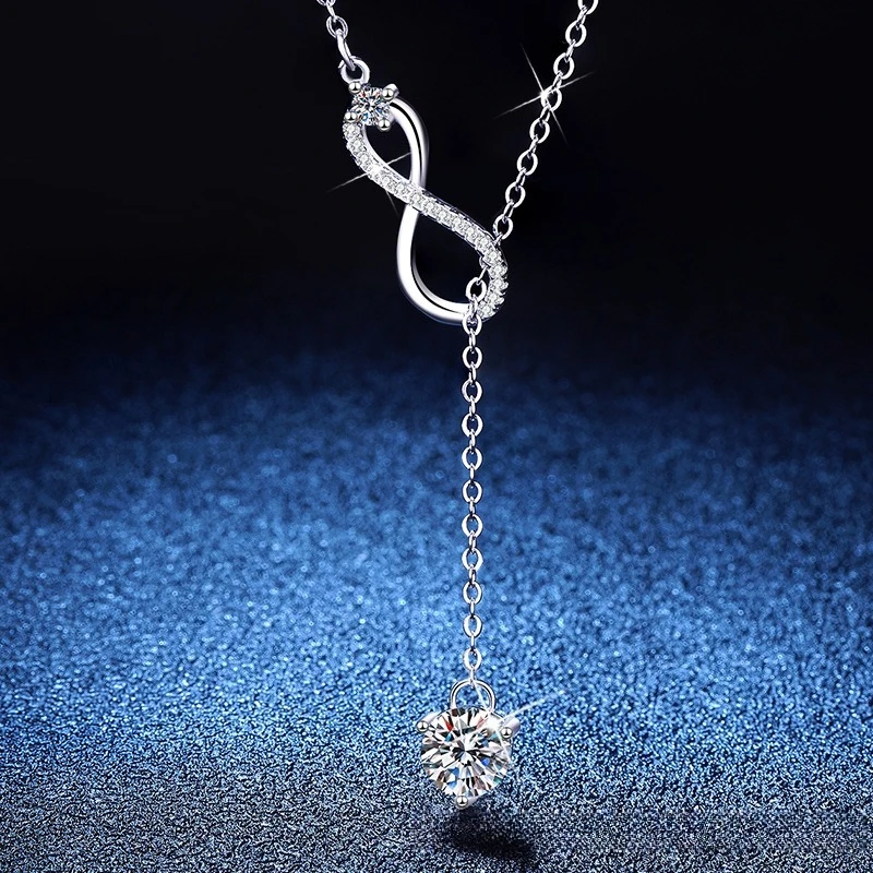 

Platinum PT950 18K Gold Necklace with 1 Carat Moissanite and 8-shaped Tassel Infinite Symbol Pendant, Fashionable Accessory