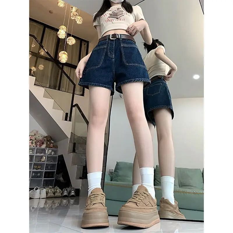 

Thin Light Color Loose Straight Jean Shorts