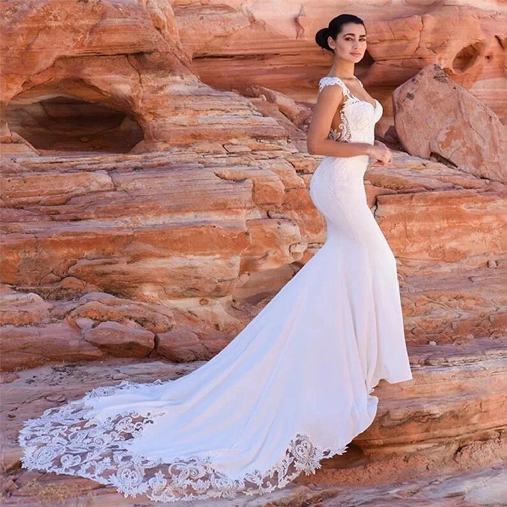 

Elegant Mermaid Wedding Dresses Chic Sleeveless Sweetheart Beach Bridal Gown Applique Lace Court Train Dress Robe De Mariée