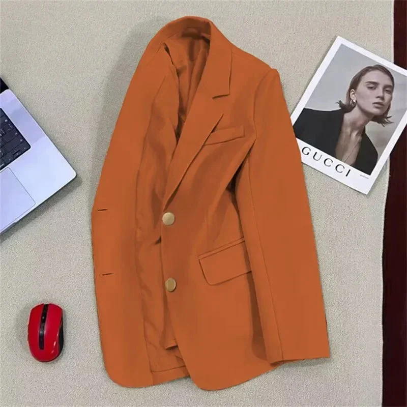 Kadın Blazer Ceket, Tek Göğüslü, Çentikli Yaka - usage example