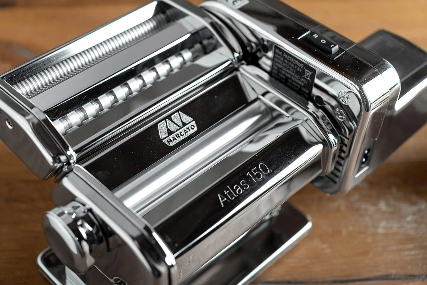 Made in Italy 110V Electric Pasta Machine, Chrome Steel. Set includes Atlas 150, handcrank, clamp, Pastadrive