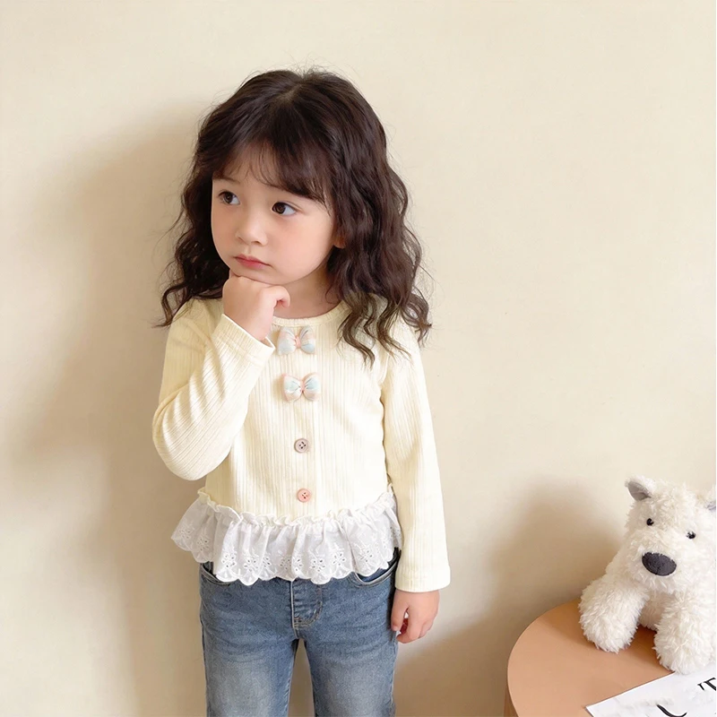 Girls' Bottoming Shirt 2026 Spring and Autumn New Baby Hem Lace Fashionable T-shirt Children Sweet Top