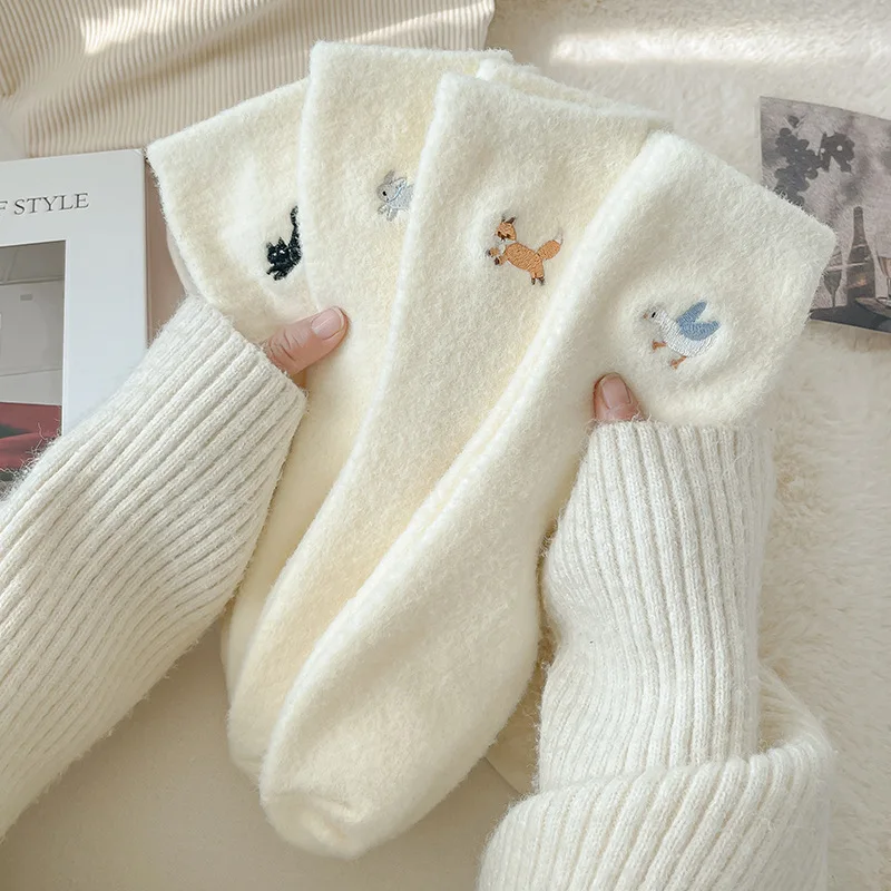 

4 Pairs Autumn Winter Warm Fleece-Lined Embroidered Cartoon Girls Mid-Calf Socks Kawaii Sleeping Sock Casual Women's Socks Set