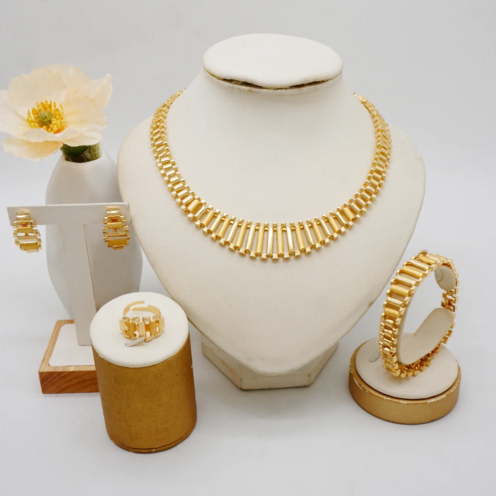 Arab Dubai Style Gold Color Jewelry Sets Necklace Earrings Bracelet Rings Sets For Women To Wear As A Wedding Banquet Gifts