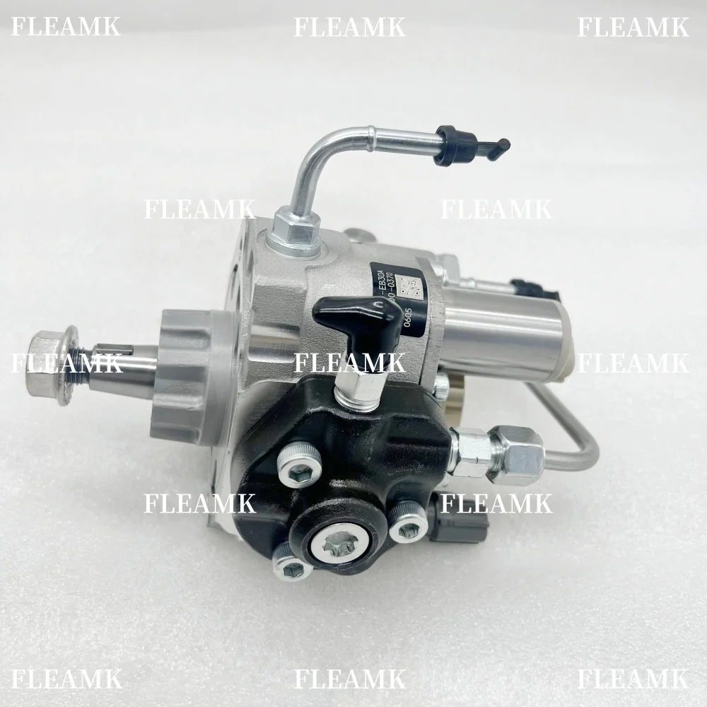 High Quality Diesel Common Rail Fuel Injection Pump 294000-0370 16700EB300