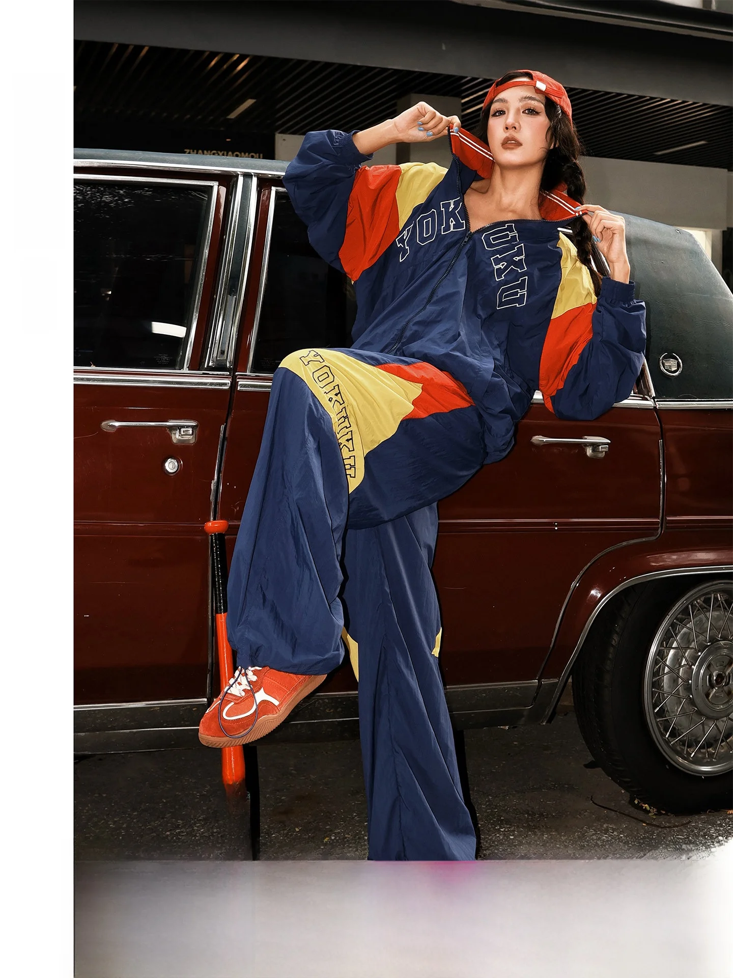 

Cool Sporty Women's Three-Piece Set Spring New Loose Fit Stand Collar Slimming Fashionable Ensemble Long Sleeve Zipper Closure