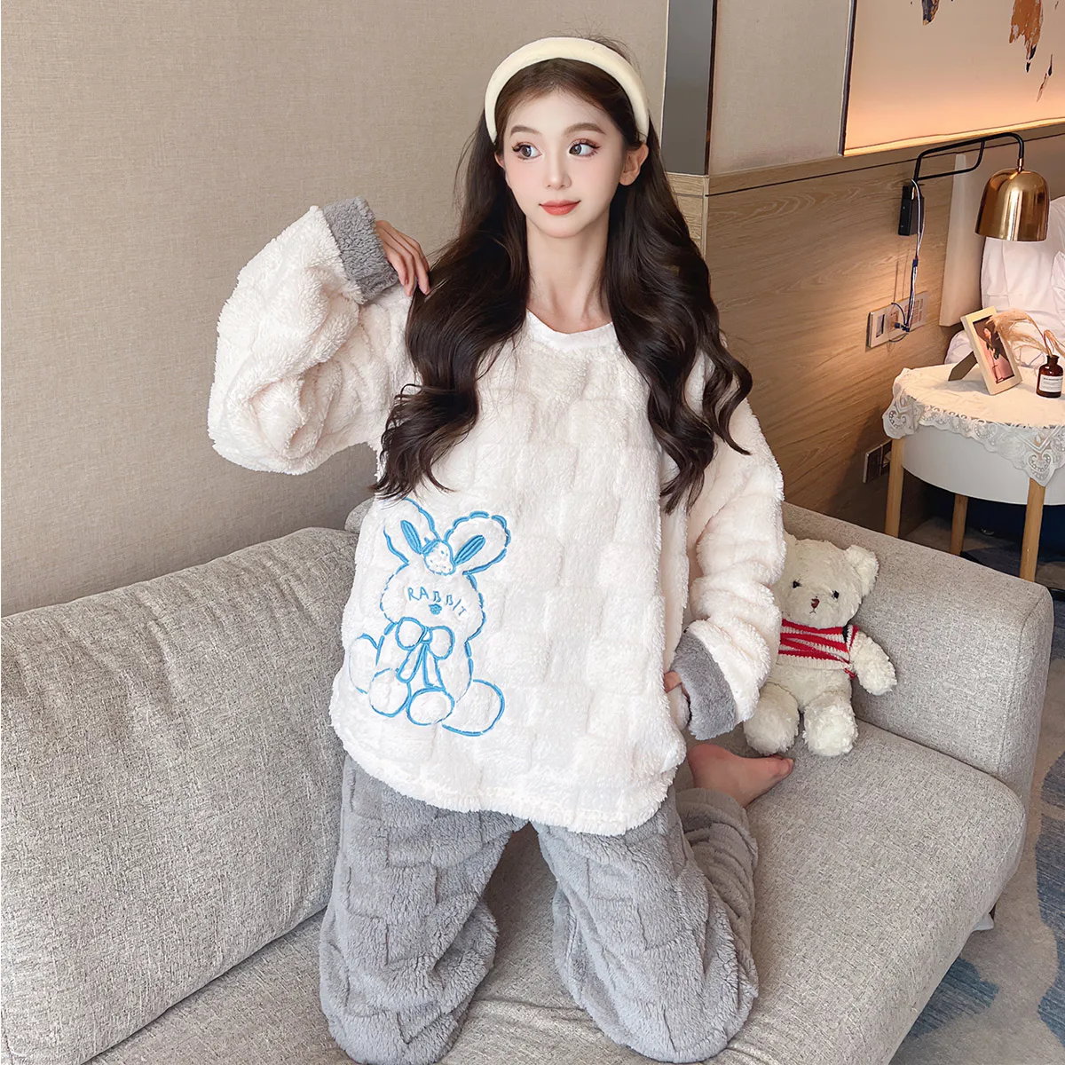 

Autumn Winter New Coral Fleece Soft Loungewear Women Set Simple Long Sleeve Women's 2 Piece Sets Cute Warm Pajamas for Girls